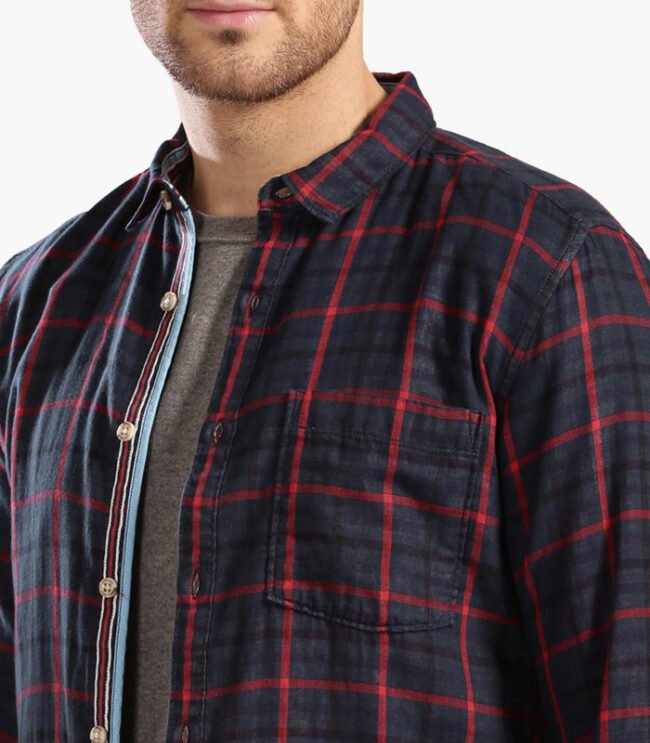 Men Navy & Red Checked Slim Fit Casual Shirt - Image 5