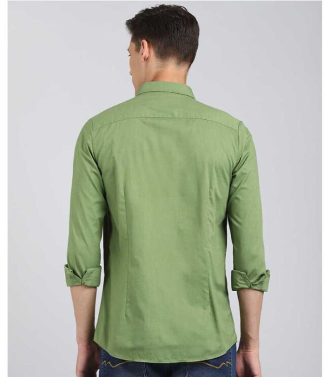 Men Slim Fit Solid Cut Away Collar Casual Shirt - Image 3